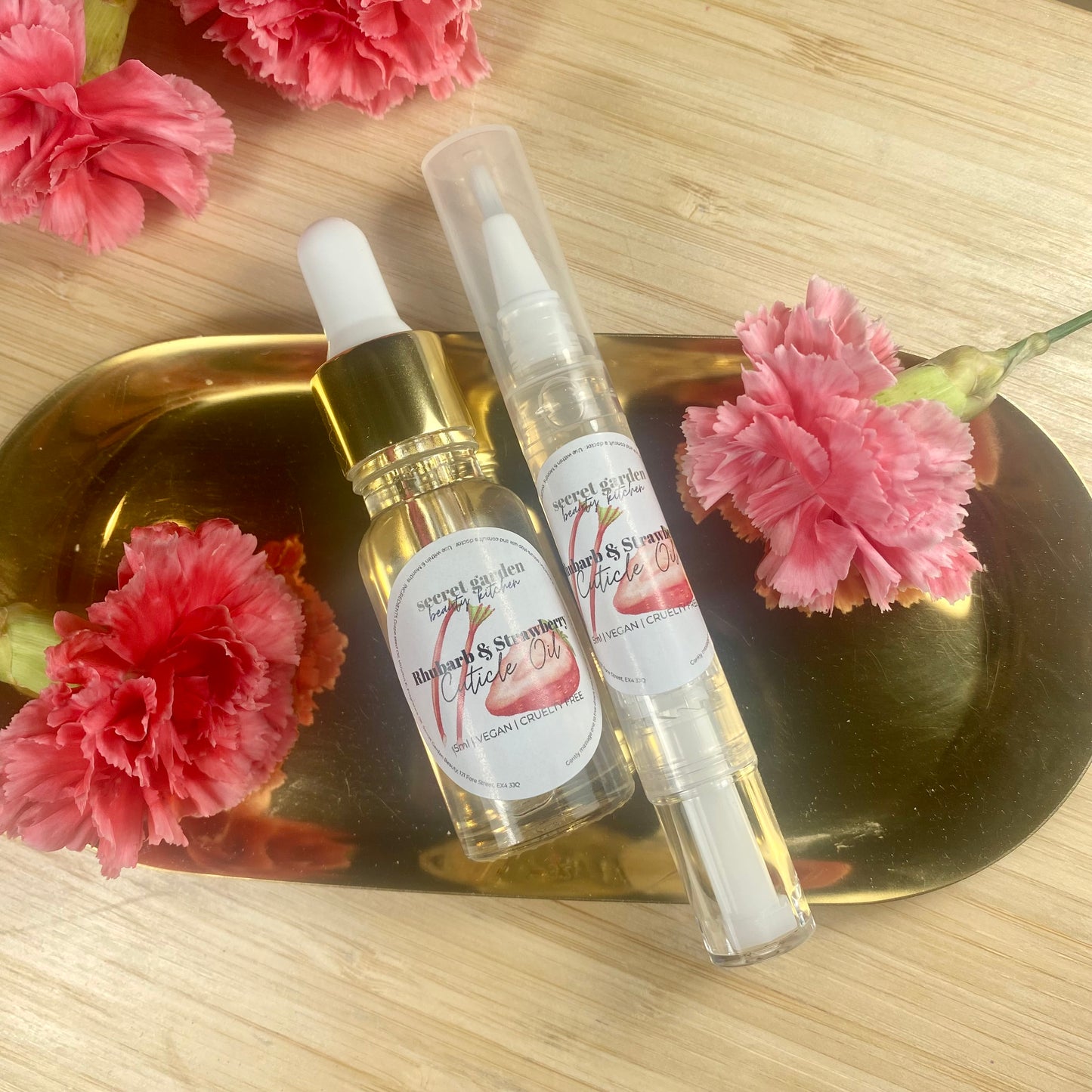 rhubarb & strawberry cuticle oil